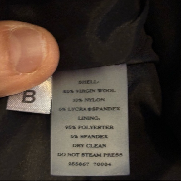 Ann Taylor Classic Double Breasted Black Virgin Wool Blazer, Size 14 - Picture 9 of 10